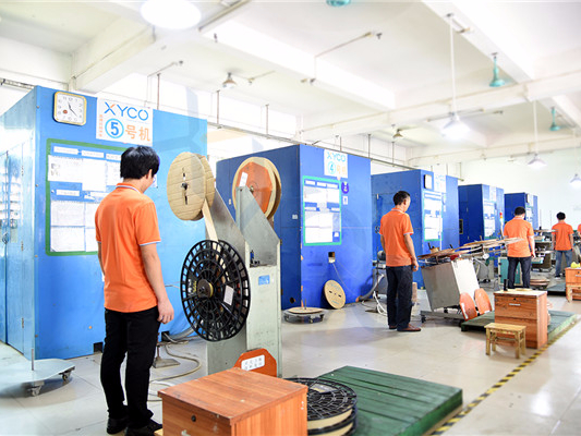 選深圳連接器廠家為什么要選大規模生產廠家？因為有四大好處【軒業】