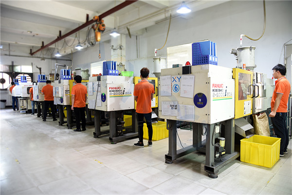 電子連接器生產廠家想客戶所想急客戶所急用實為客戶解決問題「軒業(yè)」