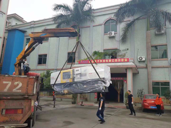 連接器生產廠家花重金投設備的背后，這些秘密你肯定不知道！【軒業】